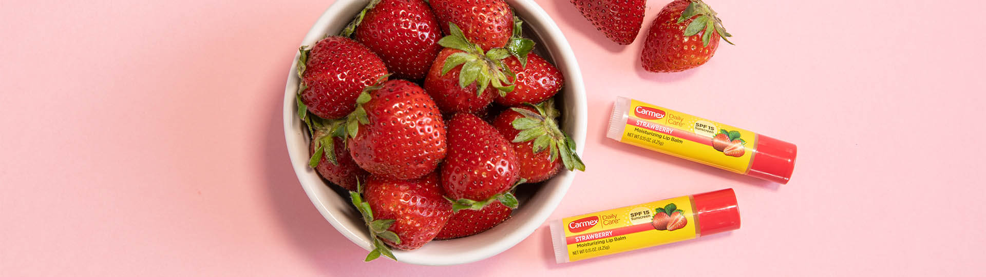 Carmex Moisturizing Lip Balm Strawberry Flavor